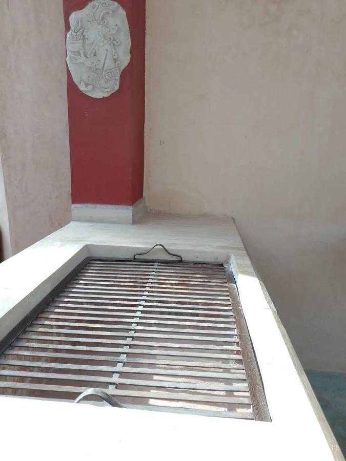 Casa Nicte-Ha Valladolid バリャドリッド エクステリア 写真